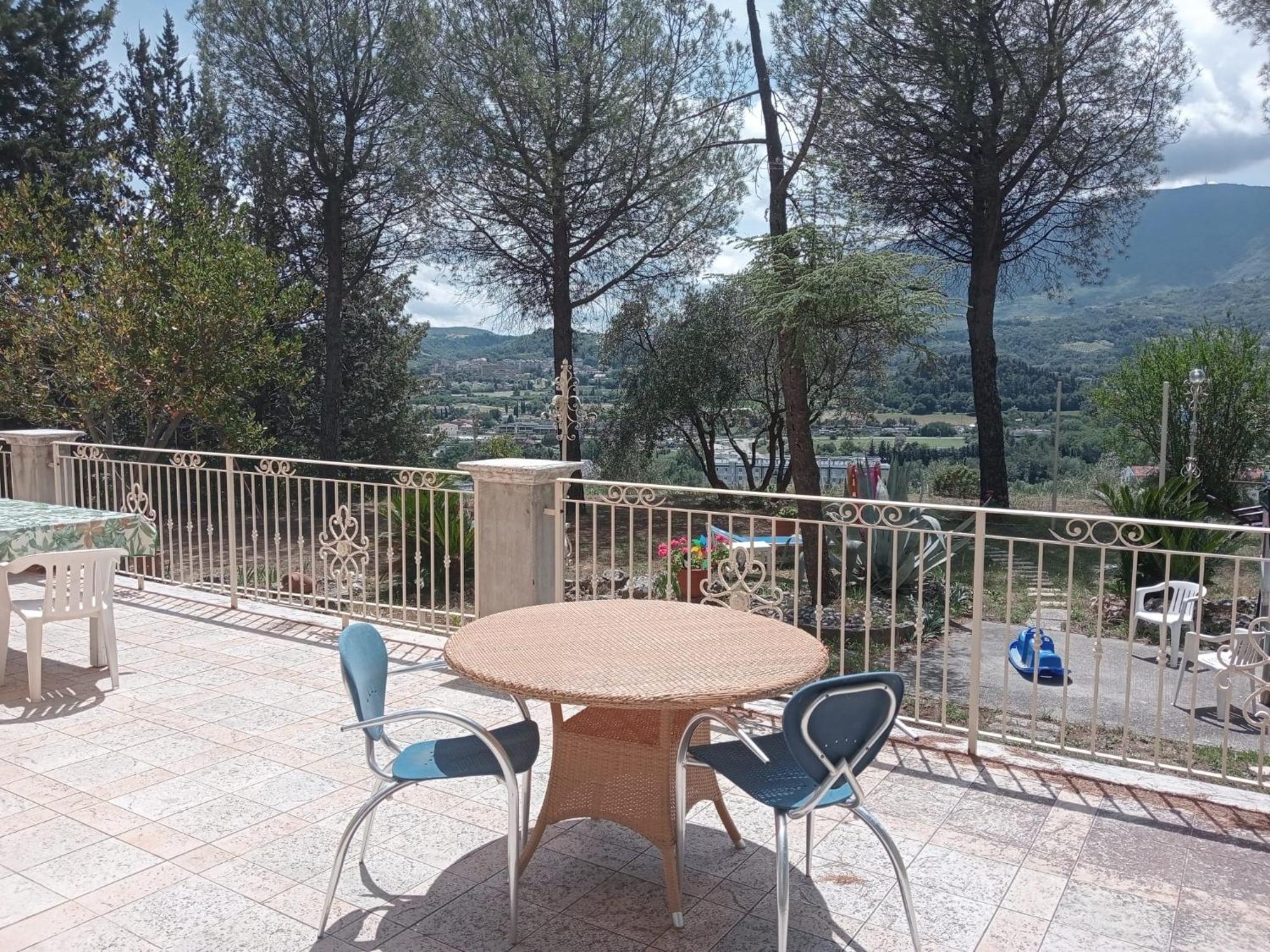 Parco Dei Gelsomini Bed & Breakfast Ascoli Piceno Bagian luar foto