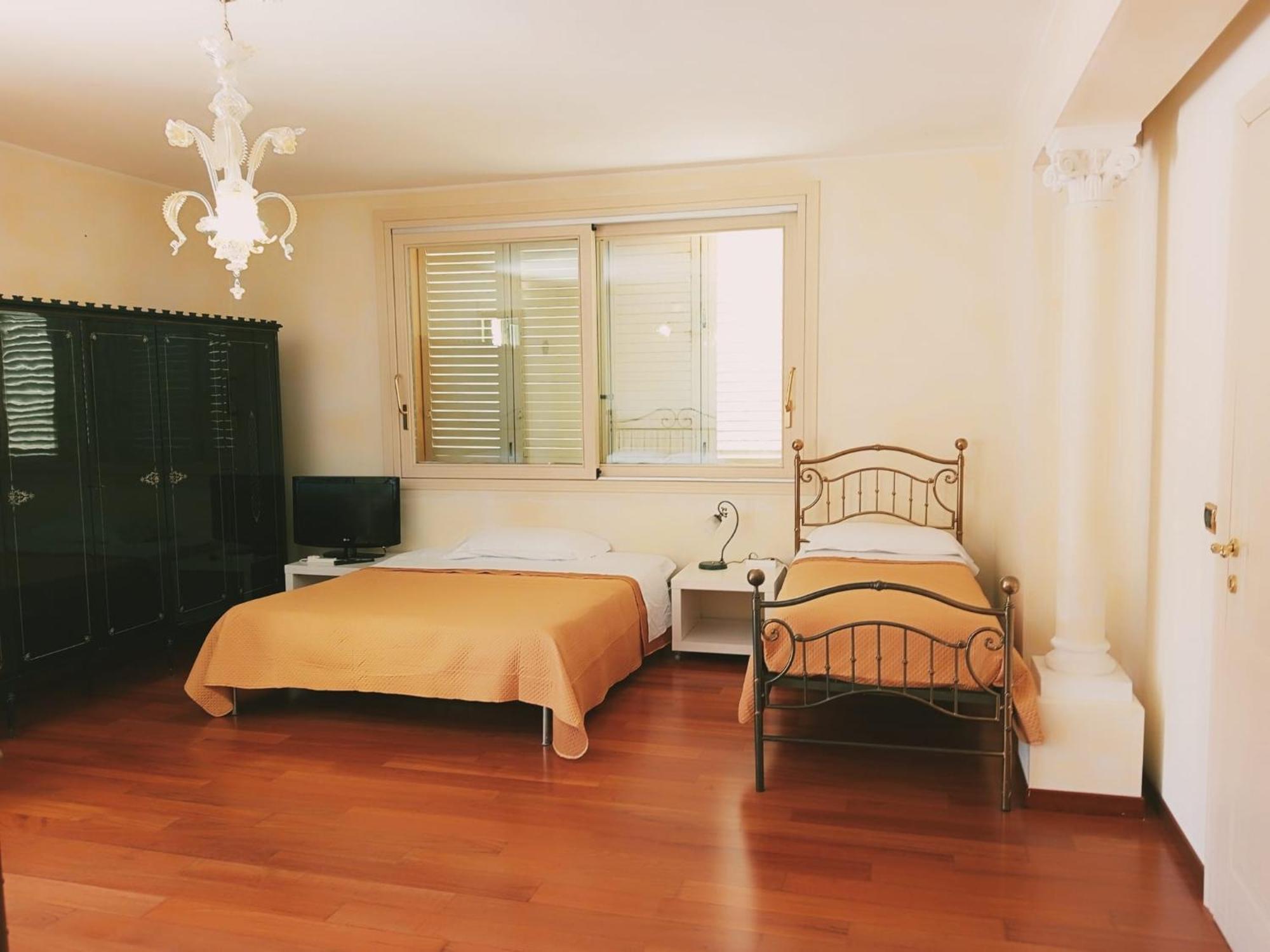 Parco Dei Gelsomini Bed & Breakfast Ascoli Piceno Bagian luar foto