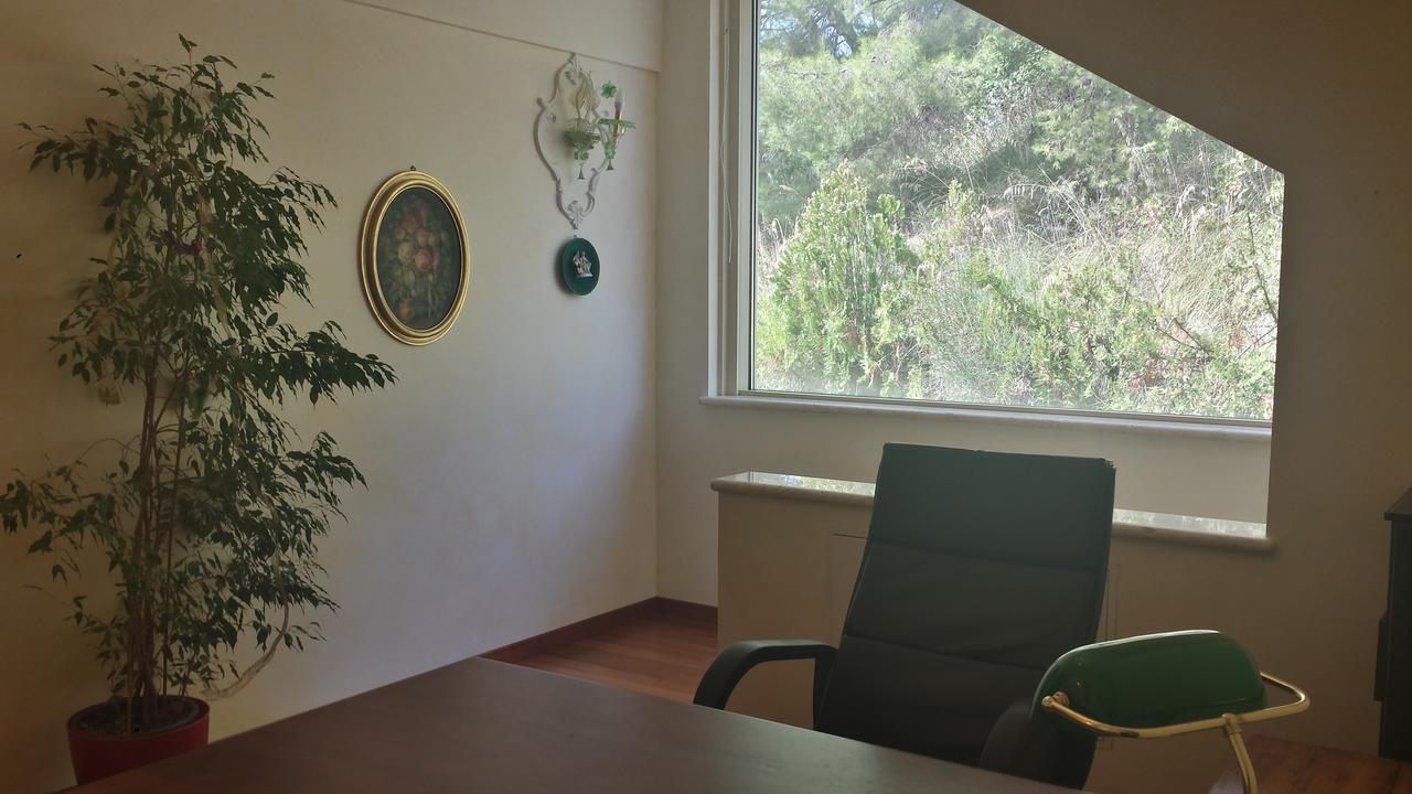 Parco Dei Gelsomini Bed & Breakfast Ascoli Piceno Bagian luar foto
